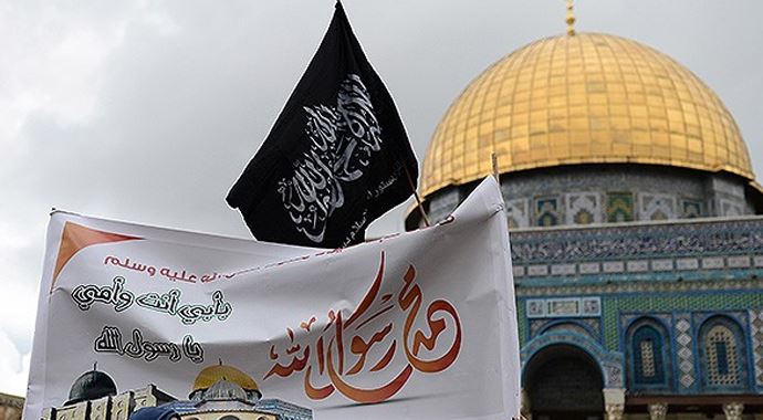 Mescid-i Aksa'da Charlie Hebdo protestosu Mescid-i Aksa'da Charlie Hebdo protestosu