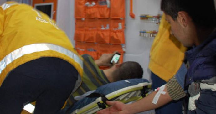 Yaralı genç pes dedirtti! Yaralı genç pes dedirtti!