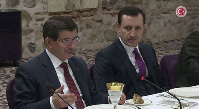 Başbakan Davutoğlu Sehmeyn ile görüştü Başbakan Davutoğlu Sehmeyn ile görüştü