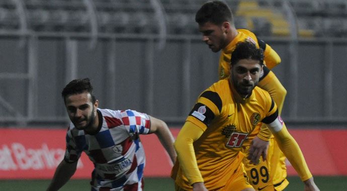 Eskişehir 3 puanı 3 golle aldı Eskişehir 3 puanı 3 golle aldı