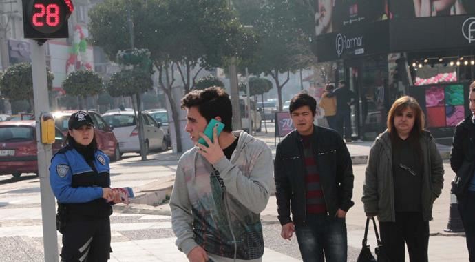 Polise rağmen geçince... Polise rağmen geçince...