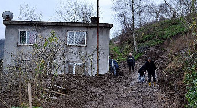 Ordu&#039;da 6 mahallede heyelan meydana geldi