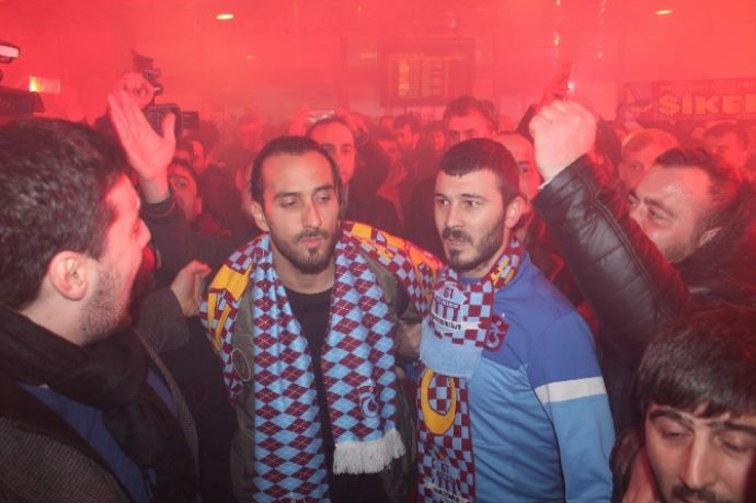 Erkan Zengin&#039;e coşkulu karşılama