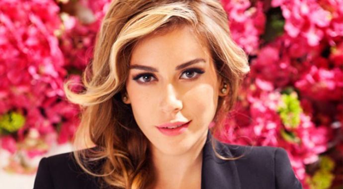 Sinem Kobal'dan 'Serenay Sarıkaya' yorumu Sinem Kobal'dan 'Serenay Sarıkaya' yorumu