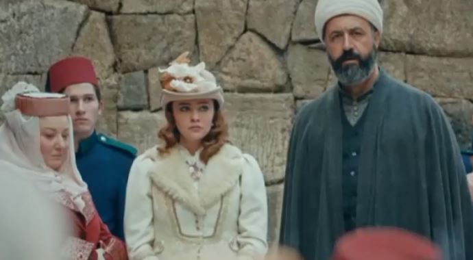 Filinta dizisinde Kadı Gıyaseddin'den ibretlik sözler Filinta dizisinde Kadı Gıyaseddin'den ibretlik sözler
