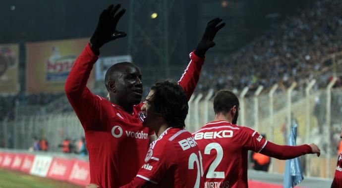 Demba Ba'nın boşu yok Demba Ba'nın boşu yok