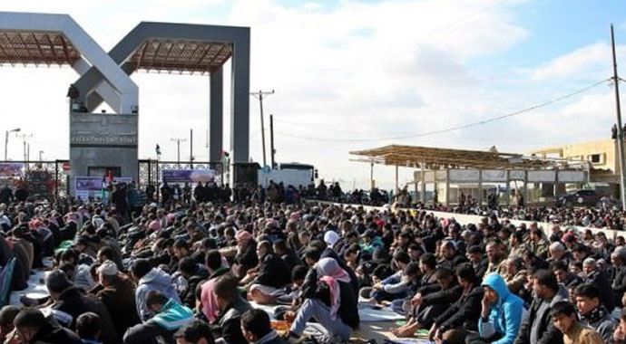 45 Filistinli'ye sınır dışı 45 Filistinli'ye sınır dışı