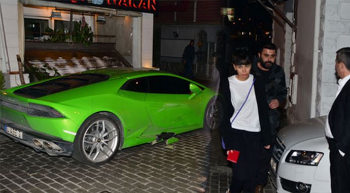 Asena Erkin&#039;n 1.8 Milyon TL&#039;lik arabası eridi