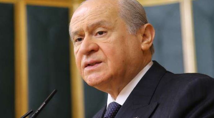 Bahçeli'den Yüce Divan yorumu Bahçeli'den Yüce Divan yorumu