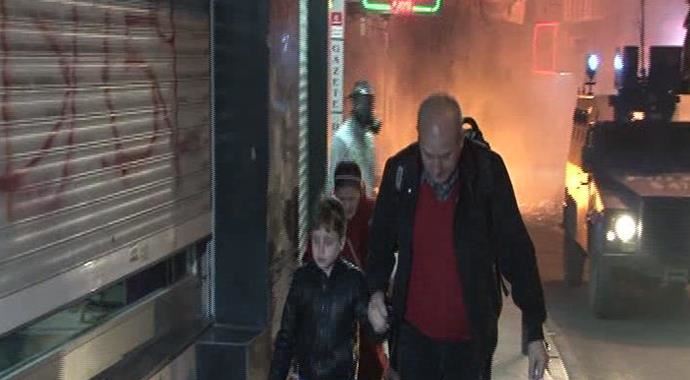 Okmeydanı yine karıştı, ortalık savaş alanına döndü