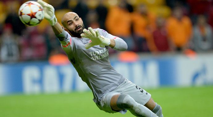 Sinan Bolat'tan 5 maçta 10 gol