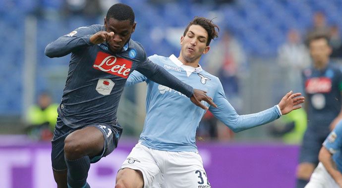 Napoli penaltılarda turladı Napoli penaltılarda turladı