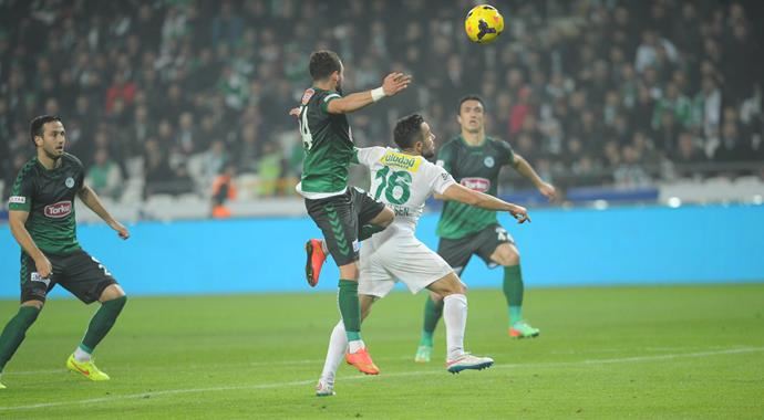Bursaspor 3 - 2 Konyaspor, galibiyet son dakikada geldi Bursaspor 3 - 2 Konyaspor, galibiyet son dakikada geldi