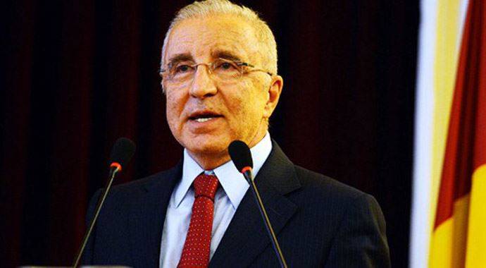 Ünal Aysal'a şok ceza! Ünal Aysal'a şok ceza!