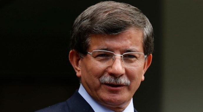 Başbakan Davutoğlu yurda döndü Başbakan Davutoğlu yurda döndü