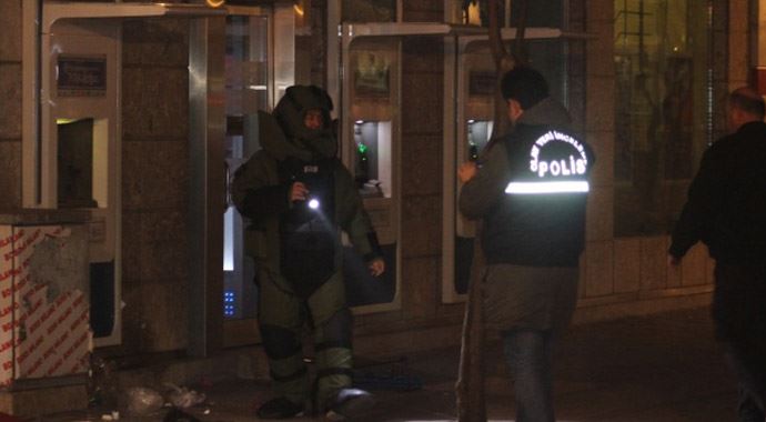 Giresun'da şüpheli çanta paniği Giresun'da şüpheli çanta paniği