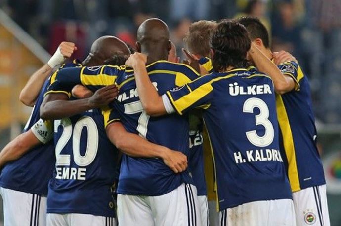 Fenerbahçe, Kasımpaşa'ya konuk oluyor Fenerbahçe, Kasımpaşa'ya konuk oluyor
