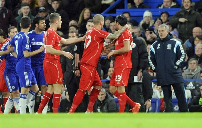 Emre Can Mourinho'ya kafa tuttu Emre Can Mourinho'ya kafa tuttu