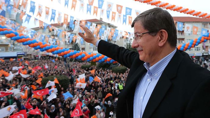 Davutoğlu Adana'ya gitti Davutoğlu Adana'ya gitti