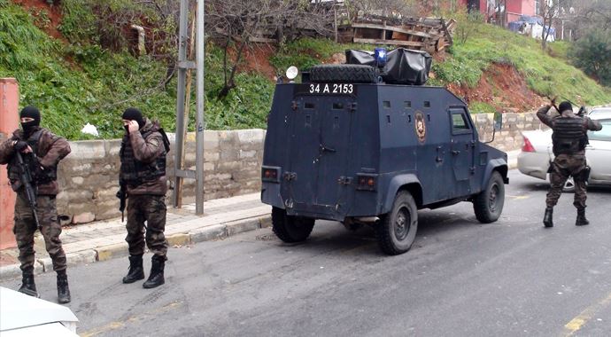 Maltepe'de bomba paniği 