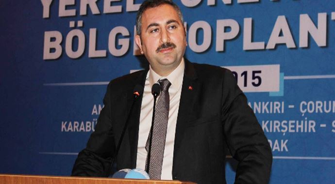 TÜSİAD'a sert eleştiri, 'Muhatap alsan ne almasan ne!' TÜSİAD'a sert eleştiri, 'Muhatap alsan ne almasan ne!'