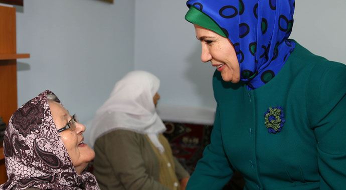 Emine Erdoğan&#039;dan anlamlı ziyaret