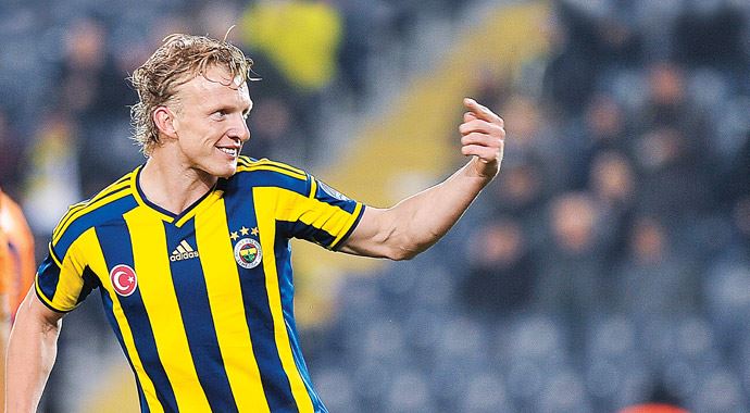 Sarı-Laciverliler ligin çetin cevizi Başakşehir'i kolay geçti Sarı-Laciverliler ligin çetin cevizi Başakşehir'i kolay geçti