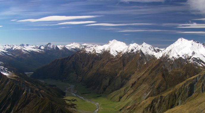 3 dağcı sırra kadem bastı