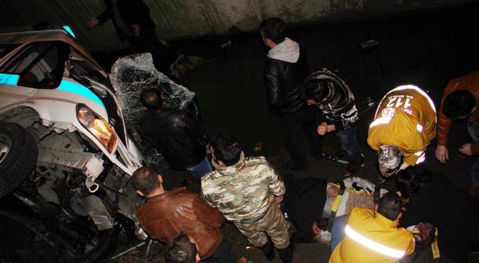 Kayseri'de askeri ambulans kanal uçtu, 1 şehit var
