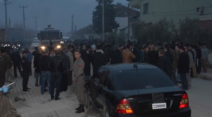 Denizli'de tehlikeli gerginlik, 1 ölü 4 de yaralı var