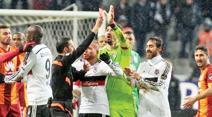 Cüneyt Çakır&#039;ın ismi yetti