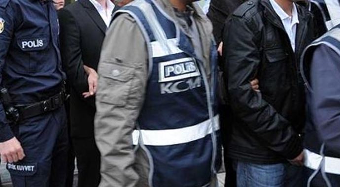 Dinleme operasyonu bir ile daha sıçradı Dinleme operasyonu bir ile daha sıçradı
