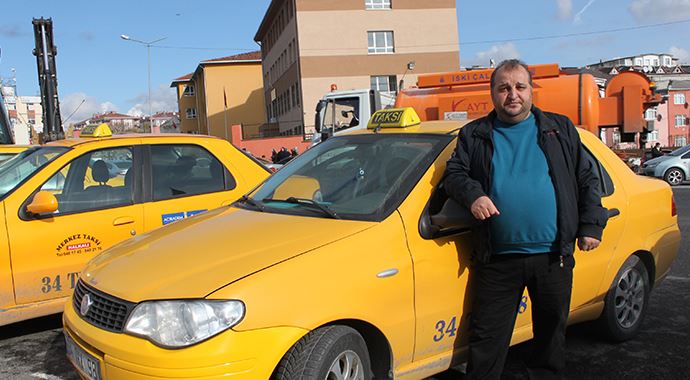 Medya patronluğundan taksiciliğe Medya patronluğundan taksiciliğe