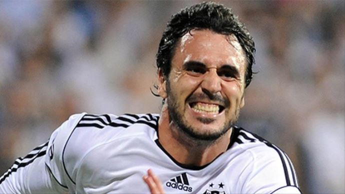 Almeida PTT 1. Lig&#039;e geliyor!