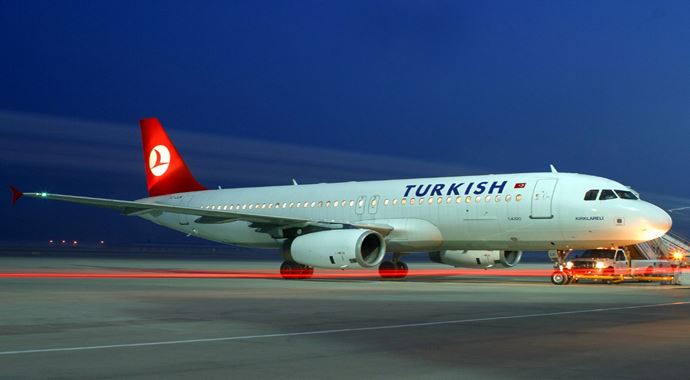 THY'nin onlarca seferi kar sebebi ile iptal edildi THY'nin onlarca seferi kar sebebi ile iptal edildi