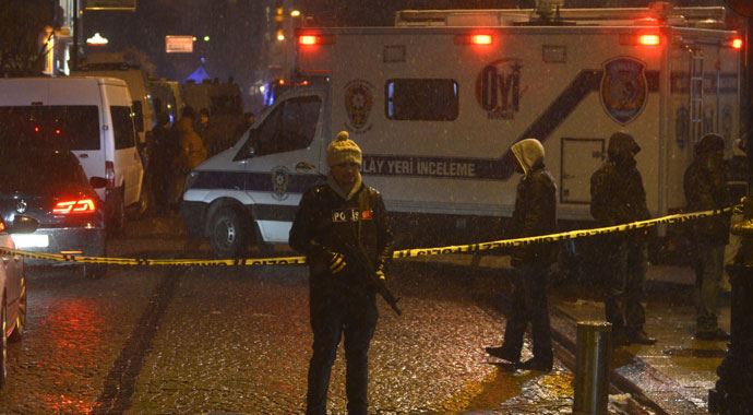 Sultanahmet&#039;te hain saldırı! Canlı bomba patladı, 1 şehit