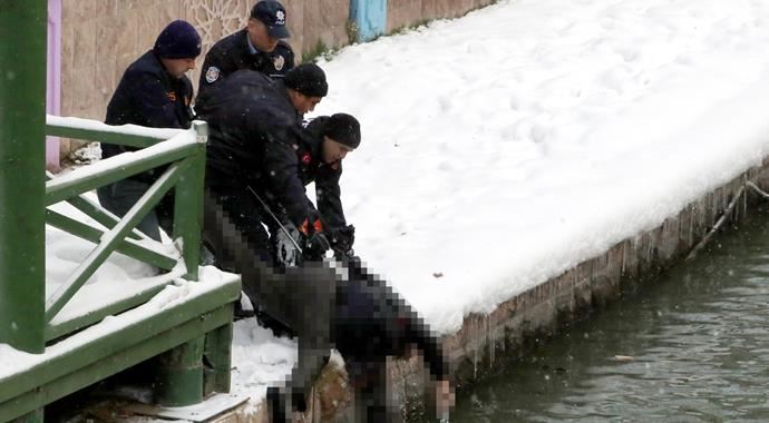Yaşlı adamın cesedi Porsuk Çayı'ndan çıktı Yaşlı adamın cesedi Porsuk Çayı'ndan çıktı