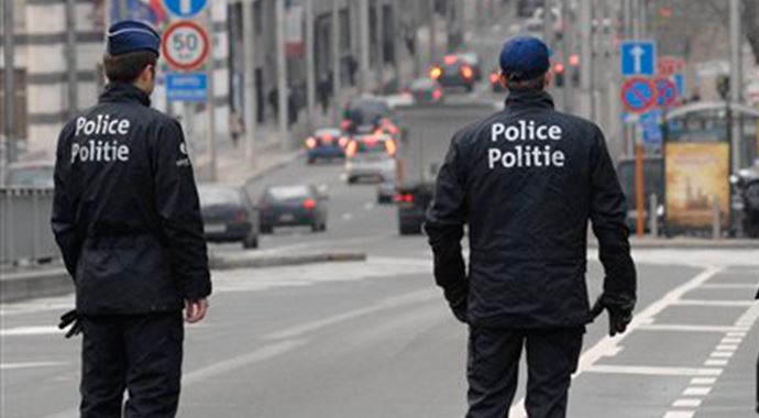 Belçika polisi bir Türk'ü kurşunladı Belçika polisi bir Türk'ü kurşunladı