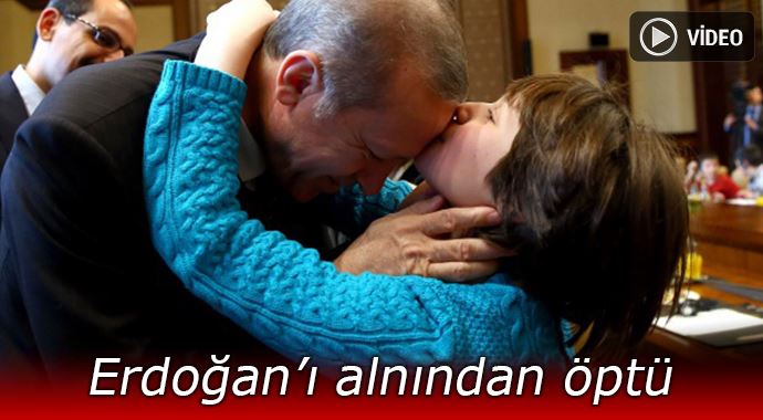 Cumhurbaşkanı kamplardaki çocukları kabul etti Cumhurbaşkanı kamplardaki çocukları kabul etti