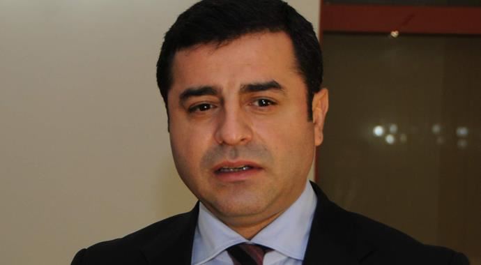 Demirtaş'tan Sulltanahmet ve Fransa'daki saldırılarla ilgili açıklama Demirtaş'tan Sulltanahmet ve Fransa'daki saldırılarla ilgili açıklama