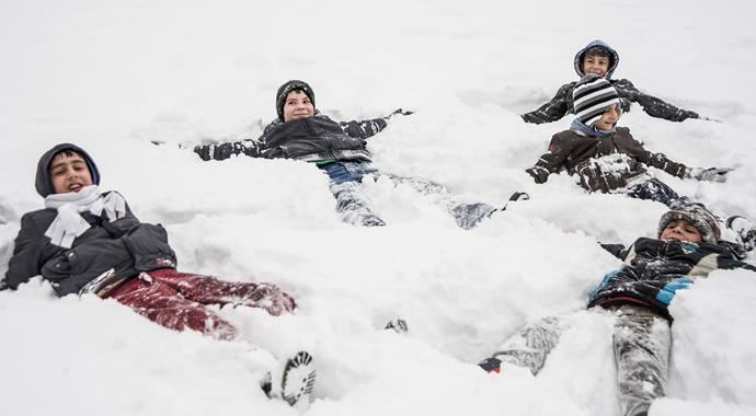 Trabzon ve Tokat'ta da okullar bugün tatil edildi Trabzon ve Tokat'ta da okullar bugün tatil edildi