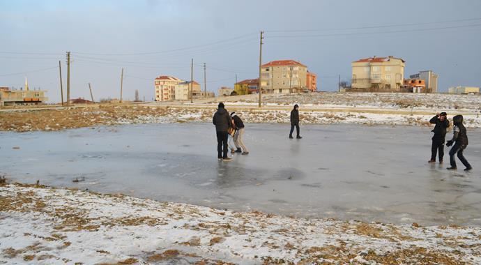 Tekirdağ'da tehlikeli oyun! Tekirdağ'da tehlikeli oyun!