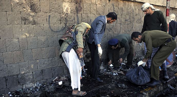 Yemen'de bombalı saldırı sonrası ölü sayısı 40'a yükseldi Yemen'de bombalı saldırı sonrası ölü sayısı 40'a yükseldi