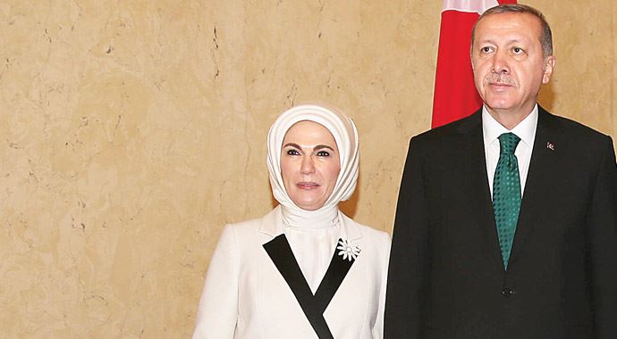Erdoğan: Dik durmasak devleti ele geçireceklerdi! Erdoğan: Dik durmasak devleti ele geçireceklerdi!