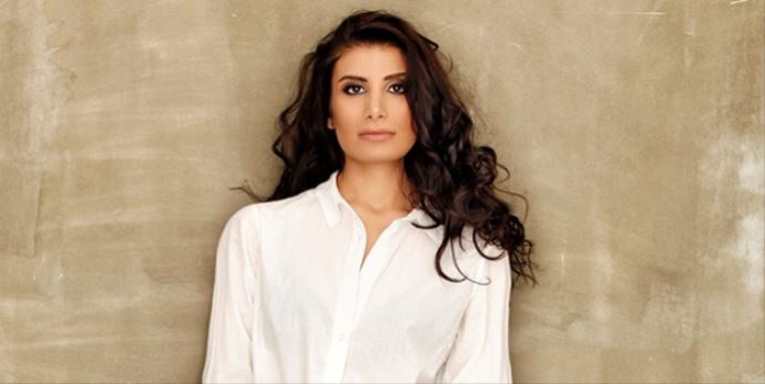 İrem Derici'ye tepki yağdı! İrem Derici'ye tepki yağdı!