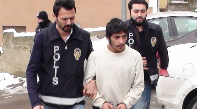 6 ay önce bıçakladığı karısını bugün öldürdü!