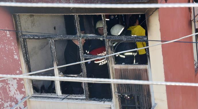 Adana'da 2 çocuk yanarak öldü Adana'da 2 çocuk yanarak öldü