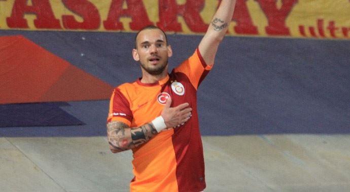 Menajeri kesin konuştu Menajeri kesin konuştu