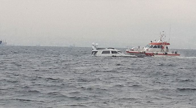 Marmara'da tekne battı Marmara'da tekne battı