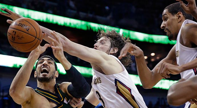 Kanter'in takımı, Aşık'ın takımını yendi Kanter'in takımı, Aşık'ın takımını yendi